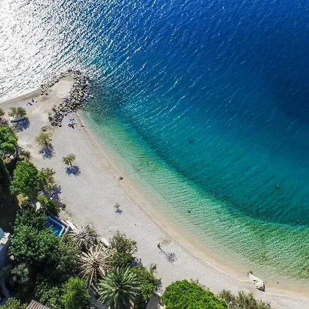 Perfect Vacation Omis